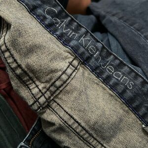 Calvin Klein jeans
Slim 
40x32